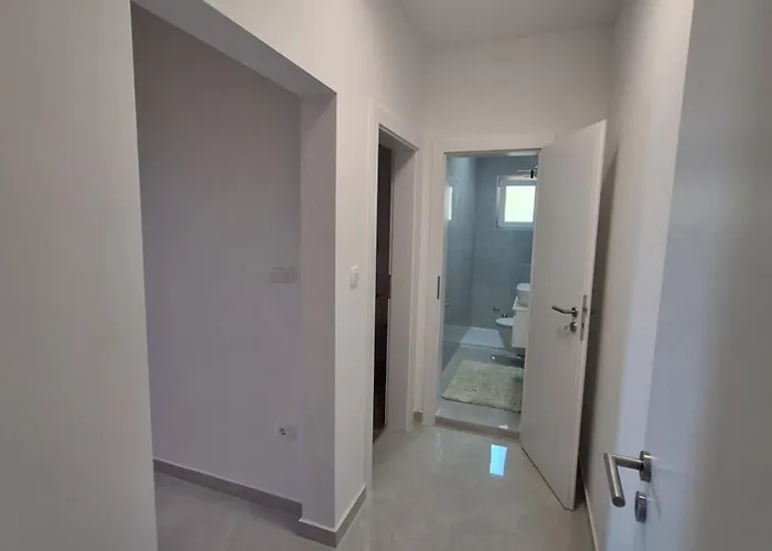 Novouredeni Marko, - Rab Apartman *